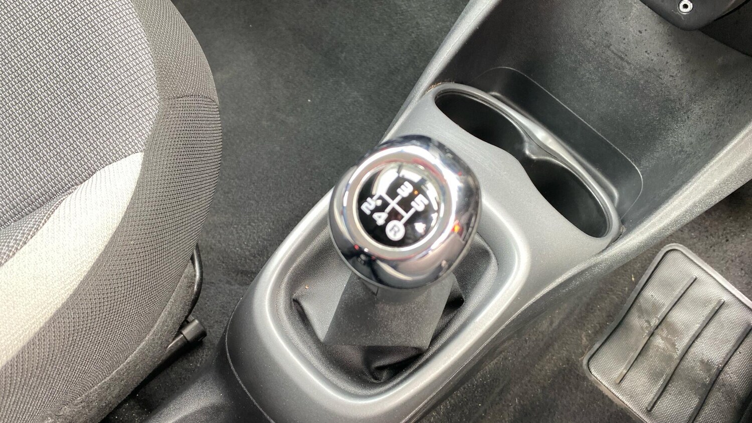 Used Toyota AYGO 2021 for sale - 76001764: Photo 39