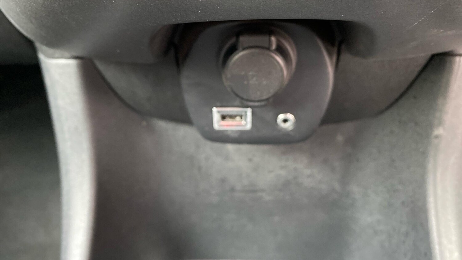 Used Toyota AYGO 2021 for sale - 76001764: Photo 40