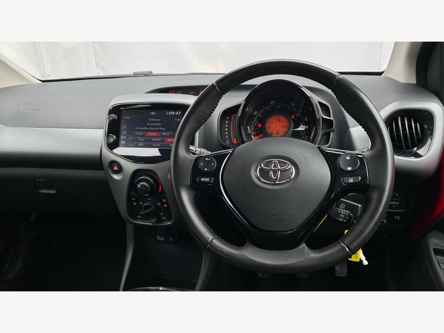 Used Toyota AYGO 2021 for sale - 76001764: Photo 8