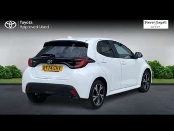 Used Toyota Yaris 2024 for sale - 74849804: Photo
