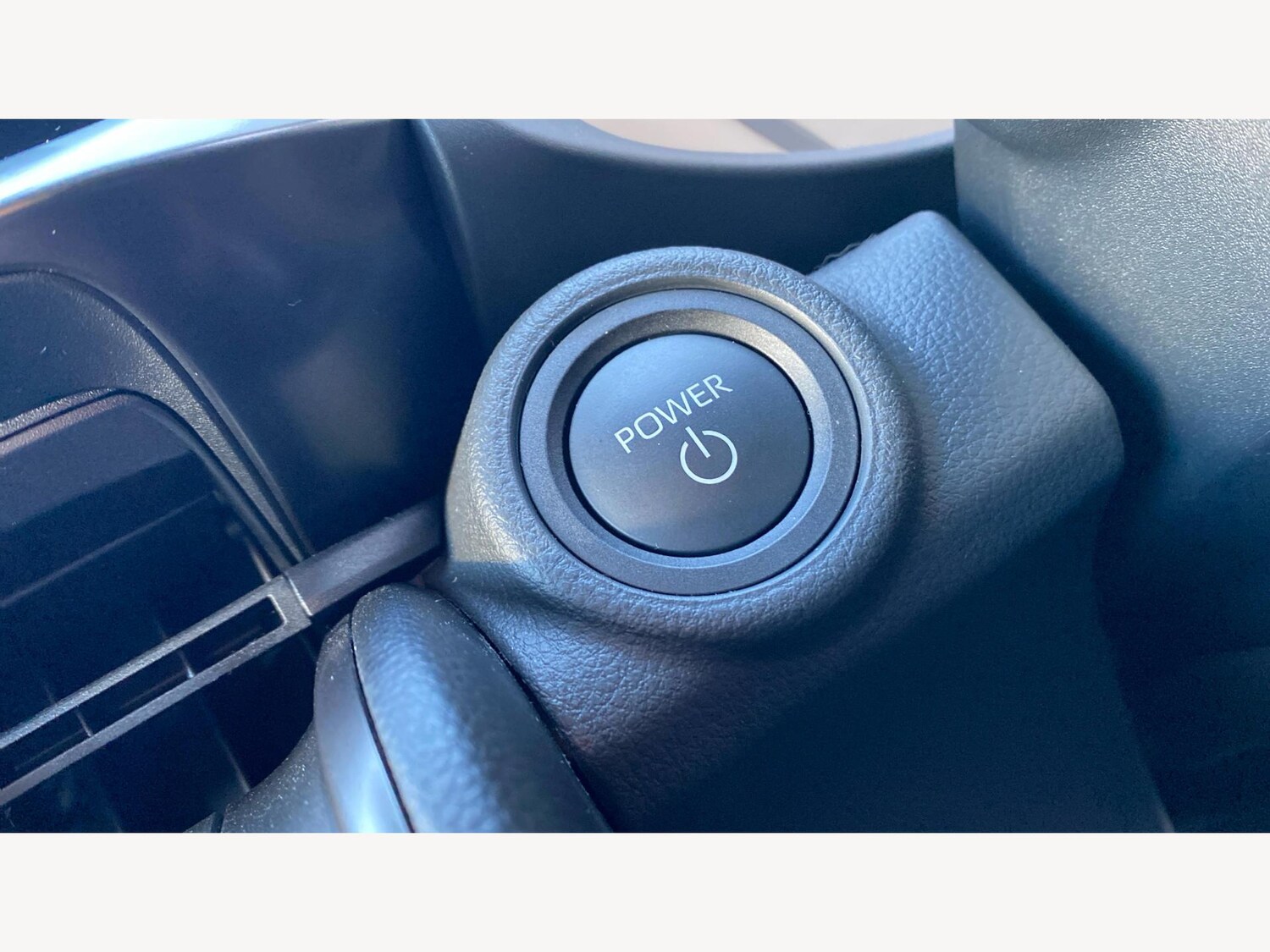 Used Toyota C-HR for sale - 77496360: Photo 30