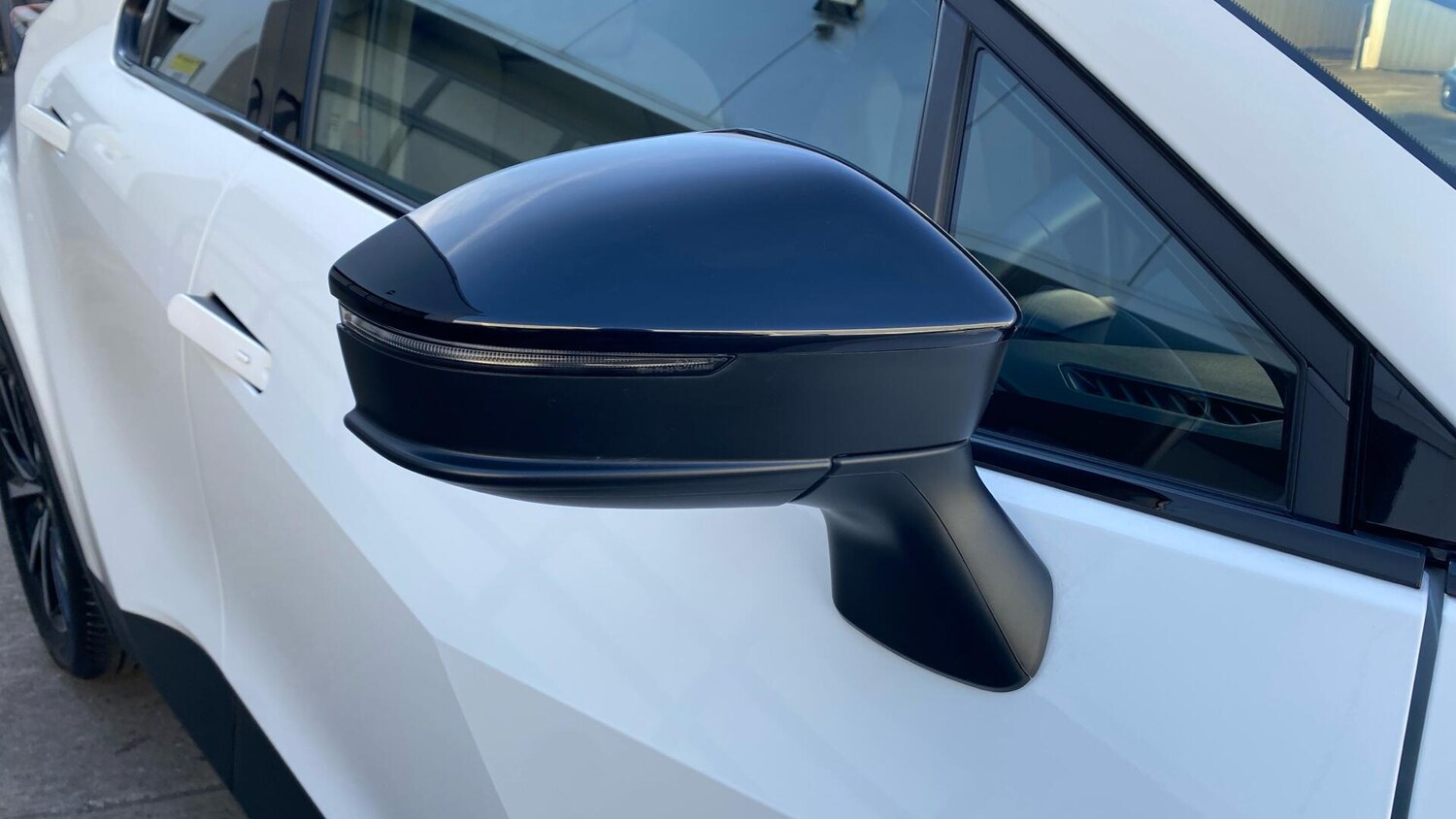 Used Toyota C-HR for sale - 77496360: Photo 35