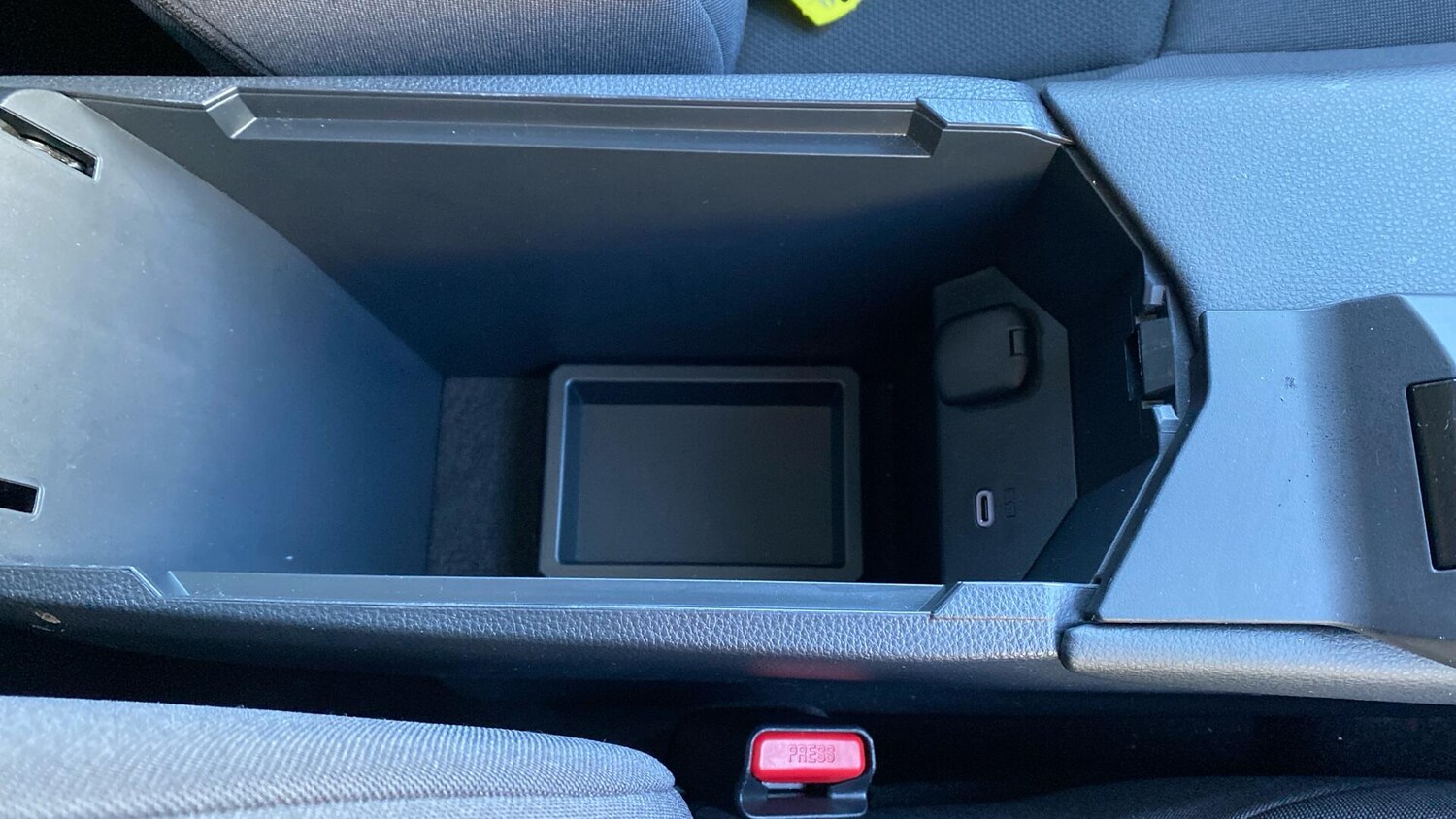 Used Toyota C-HR for sale - 77496360: Photo 44