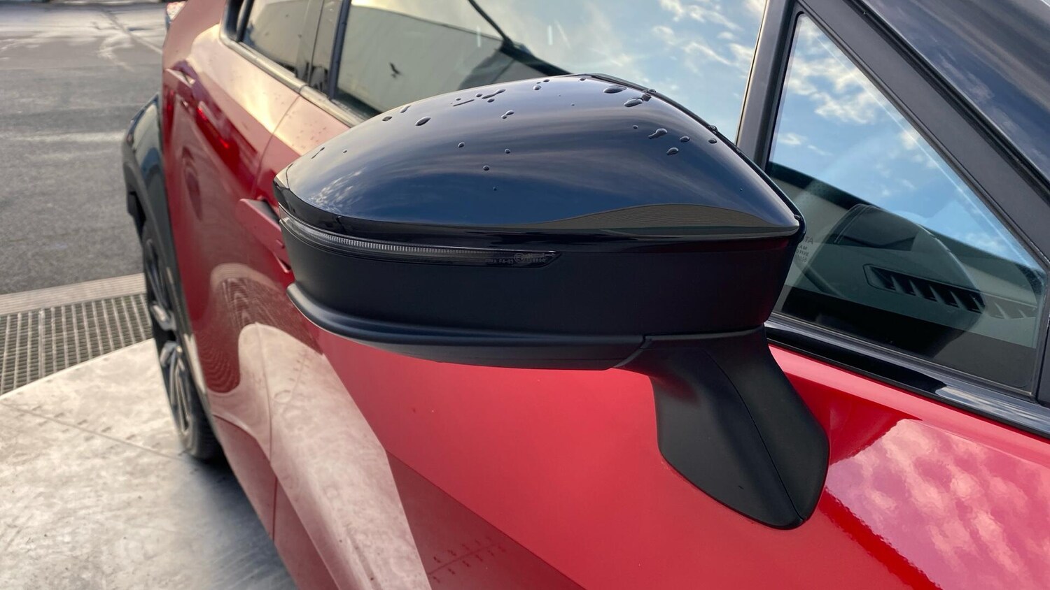 Used Toyota C-HR 2024 for sale - 77478968: Photo 34