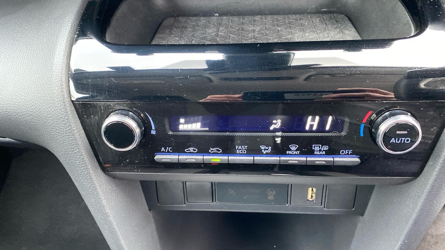 Used Toyota Yaris Cross for sale - 77538674: Photo 43