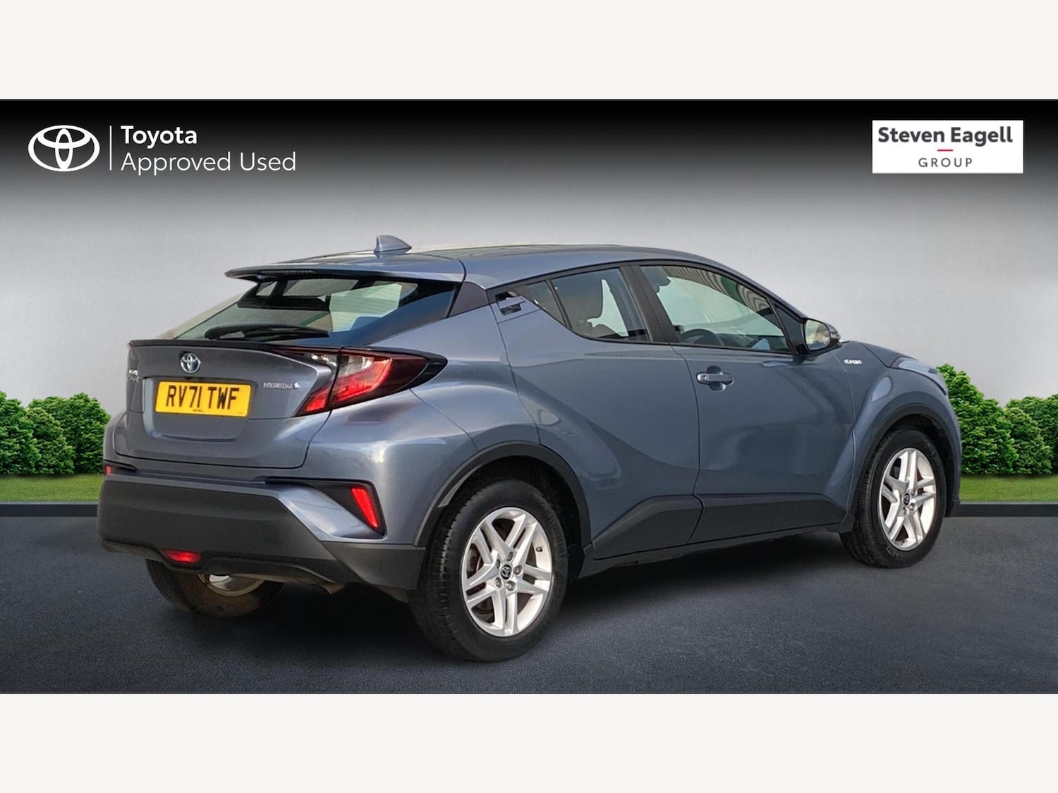 Used Toyota C-HR 2021 for sale - 77320921: Photo 2