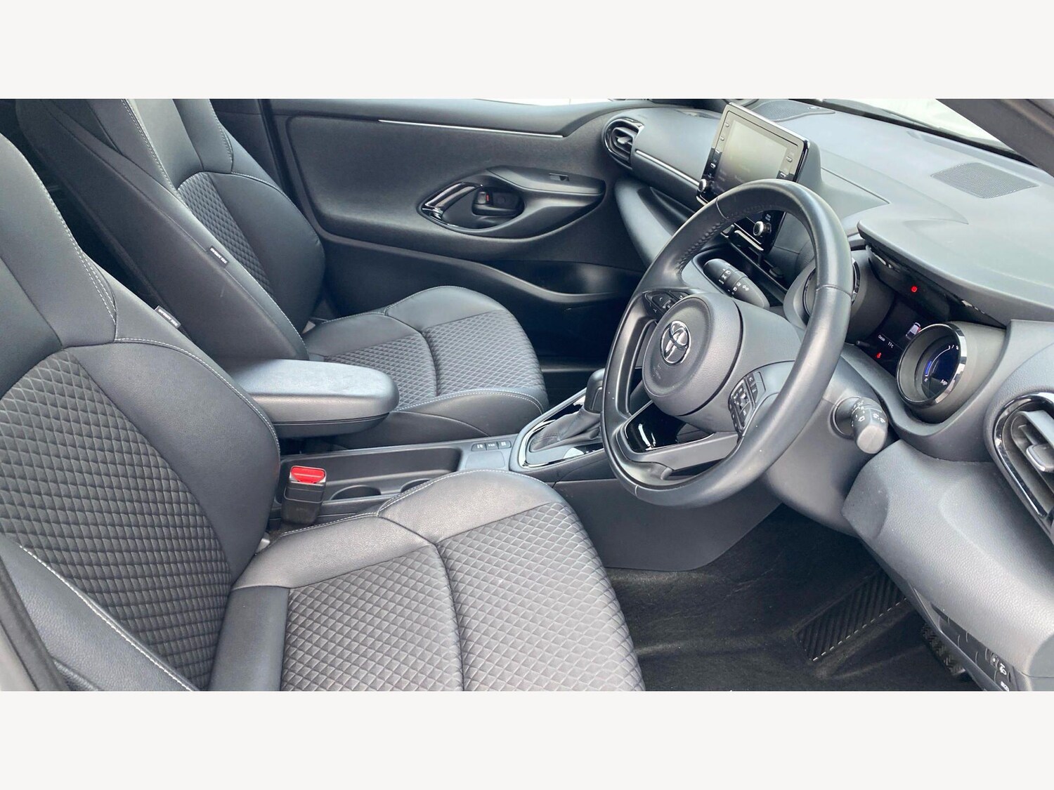 Used Toyota Yaris for sale - 77722697: Photo 13