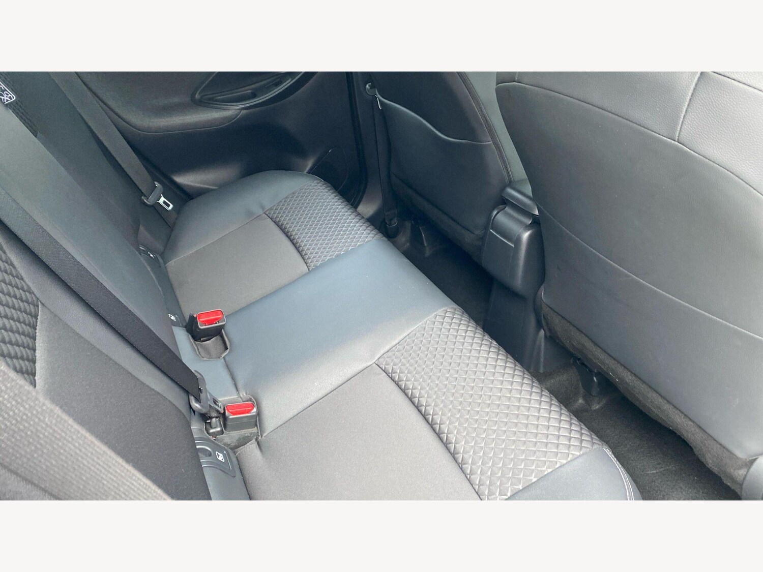 Used Toyota Yaris for sale - 77722697: Photo 14