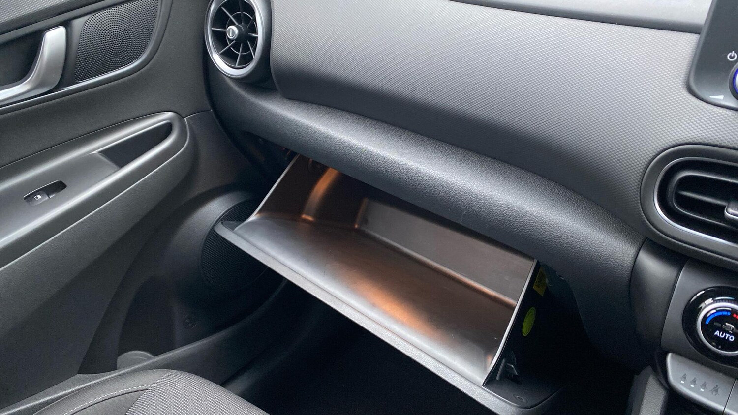 Used Hyundai KONA 2022 for sale - 77345613: Photo 43