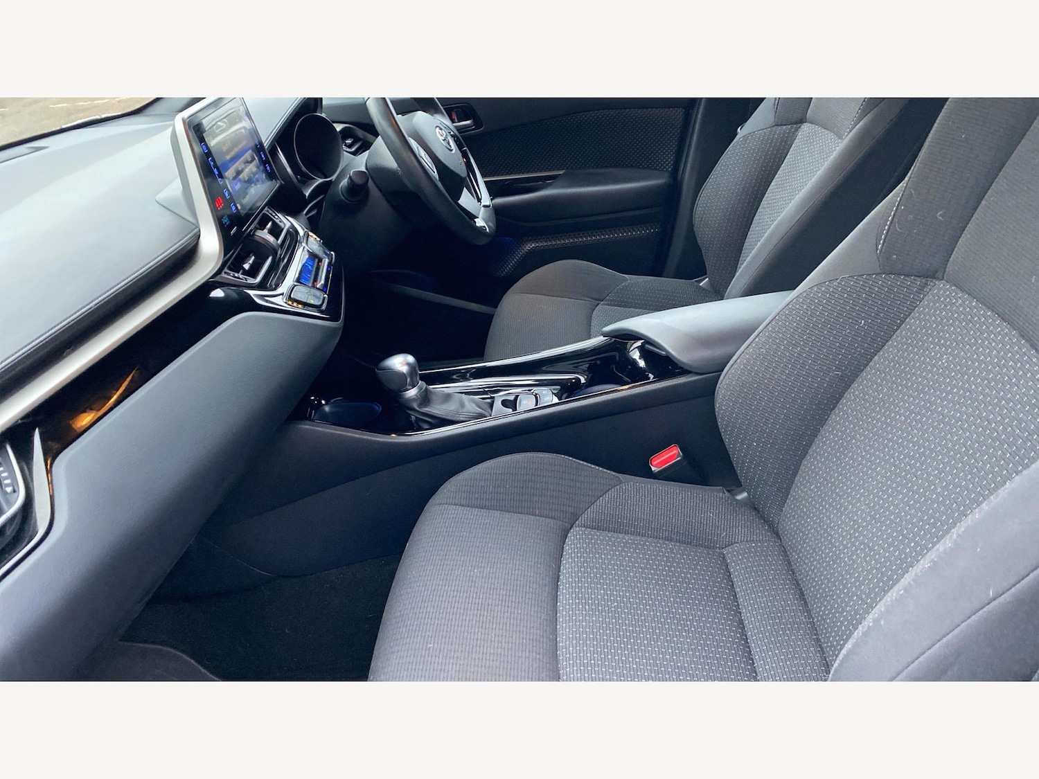 Used Toyota C-HR 2019 for sale - 77305973: Photo 12