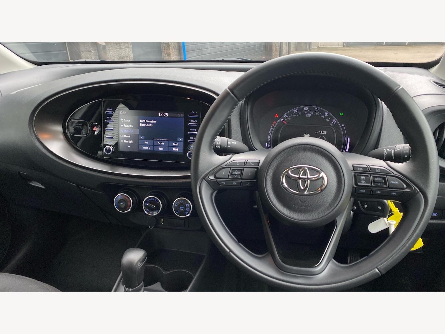 Used Toyota Aygo X for sale - 77345410: Photo 8