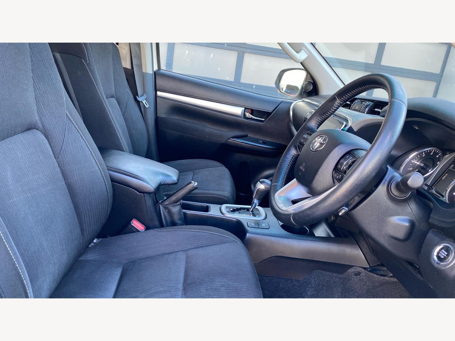 Used Toyota Hilux 2021 for sale - 76060452: Photo 13
