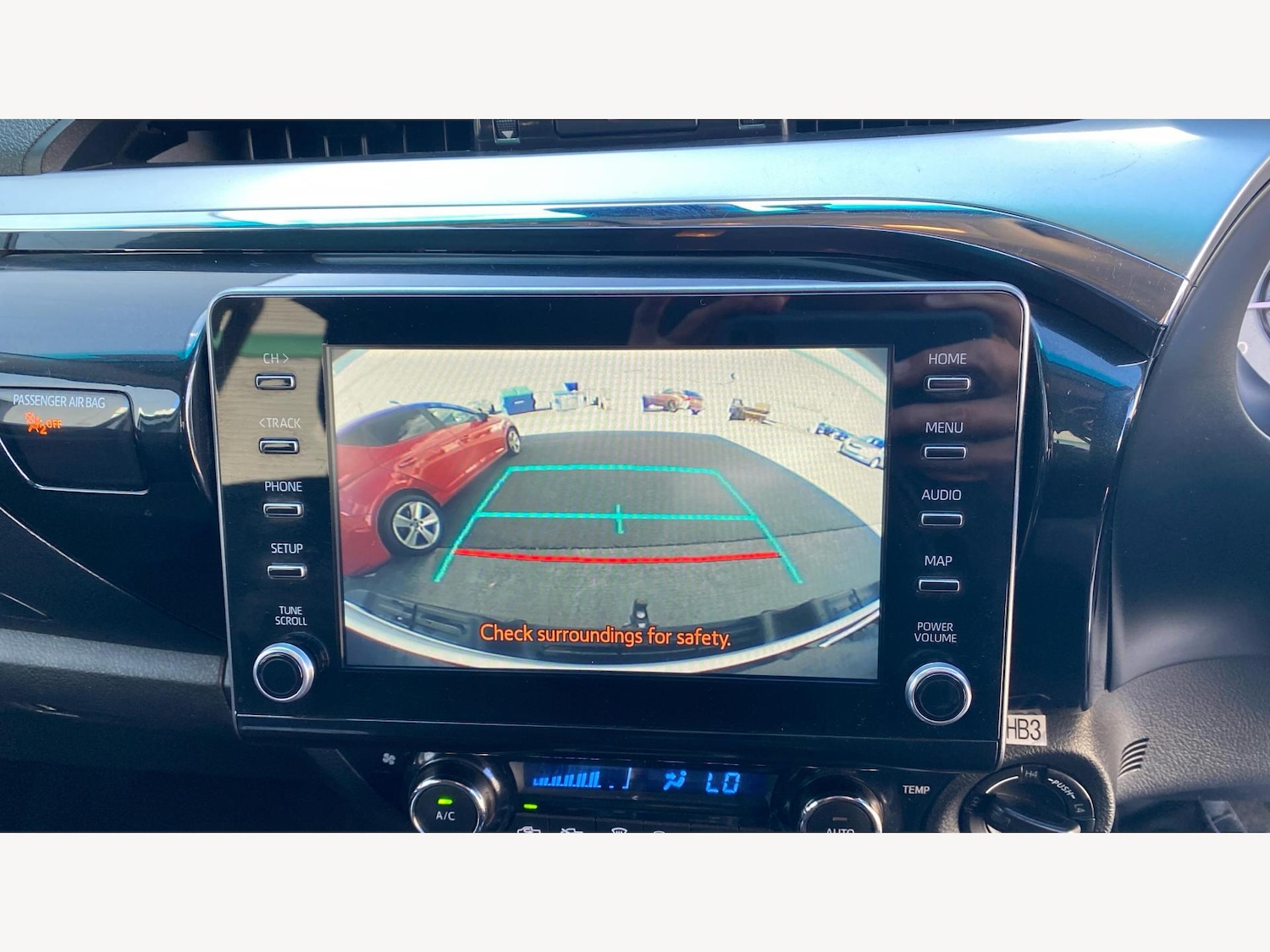 Used Toyota Hilux 2021 for sale - 76060452: Photo 29