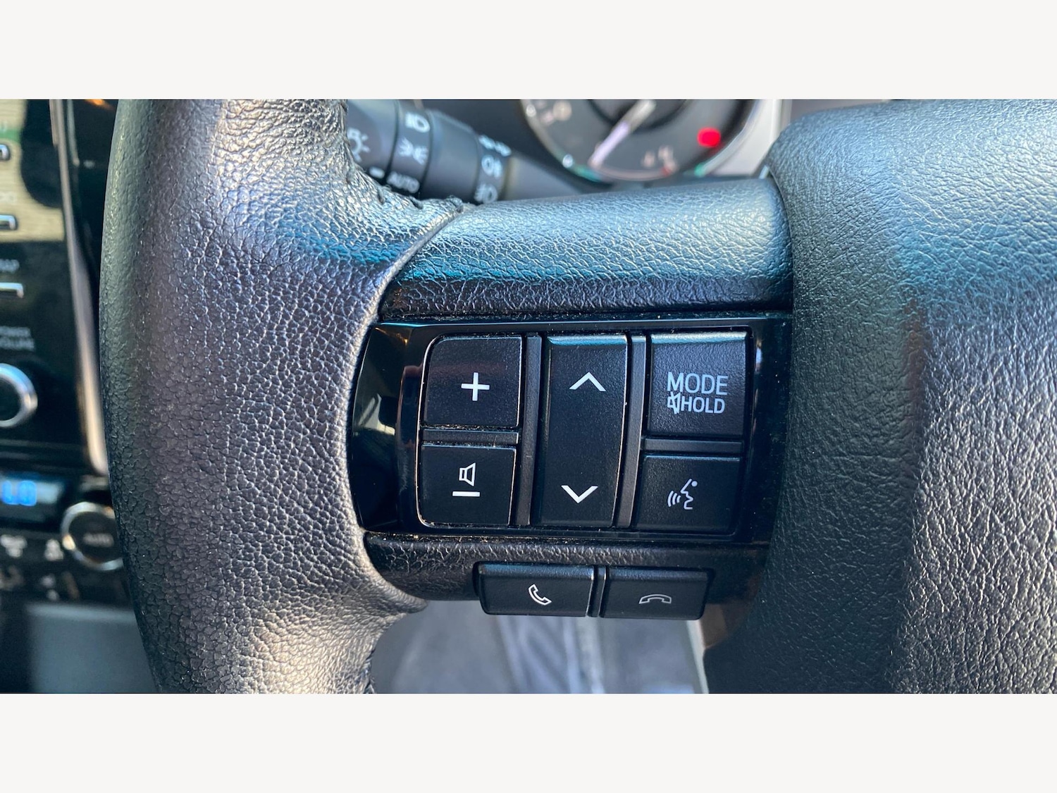 Used Toyota Hilux 2021 for sale - 76060452: Photo 30