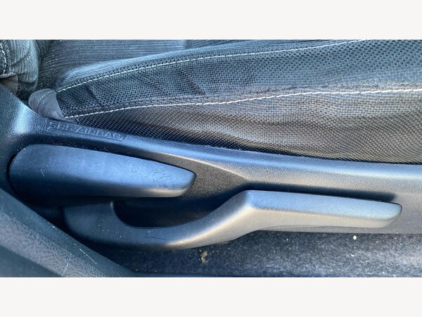 Used Toyota Hilux 2021 for sale - 76060452: Photo 37