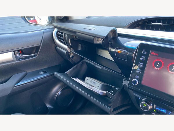 Used Toyota Hilux 2021 for sale - 76060452: Photo 42