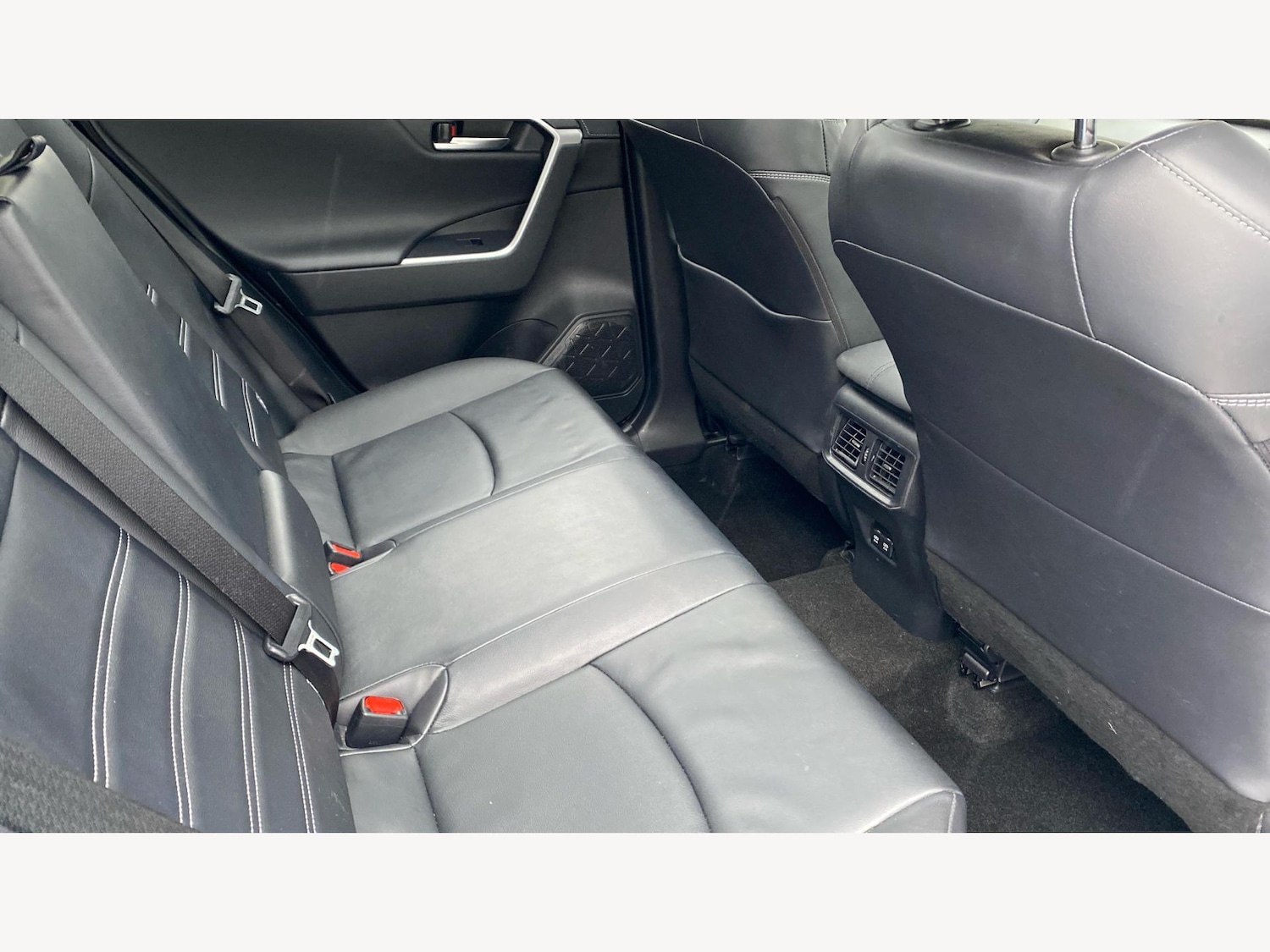 Used Toyota RAV4 2020 for sale - 76550178: Photo 14