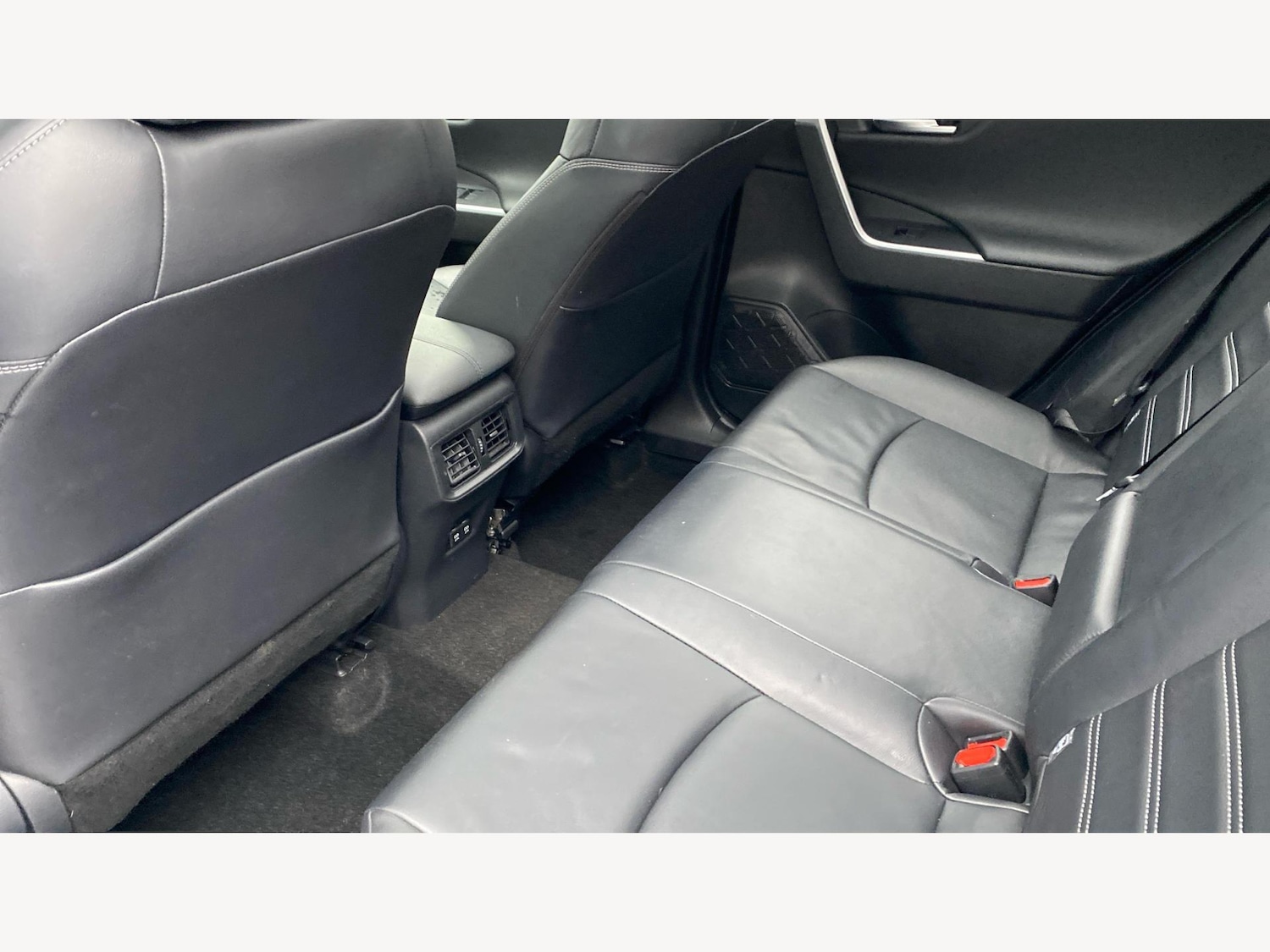 Used Toyota RAV4 2020 for sale - 76550178: Photo 15