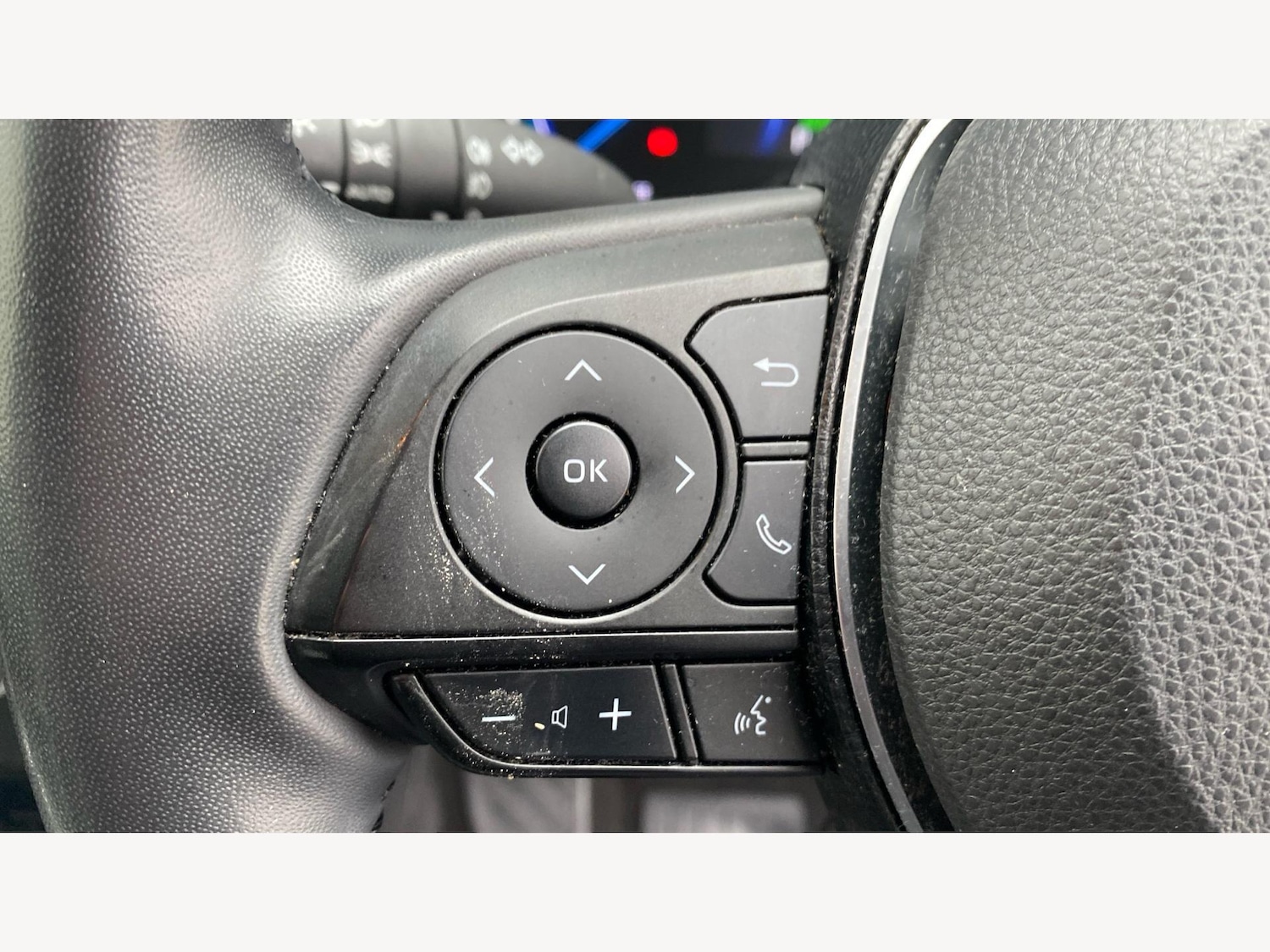 Used Toyota RAV4 2020 for sale - 76550178: Photo 31