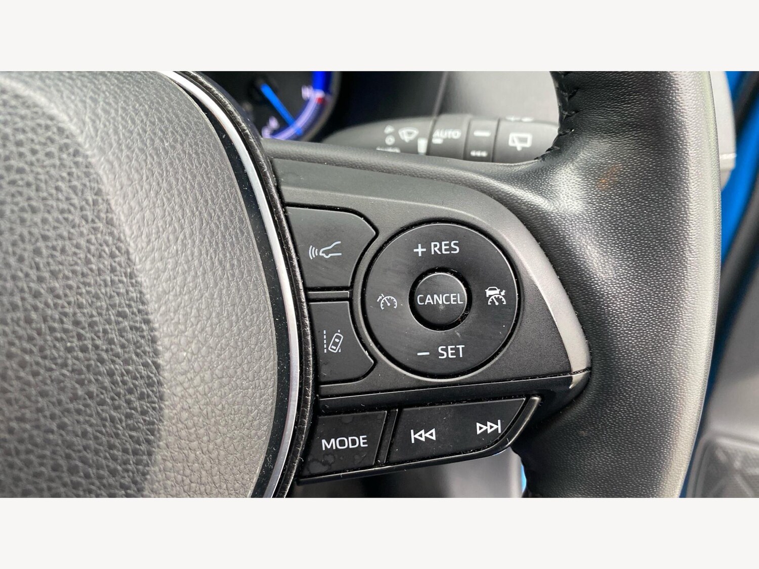 Used Toyota RAV4 2020 for sale - 76550178: Photo 32