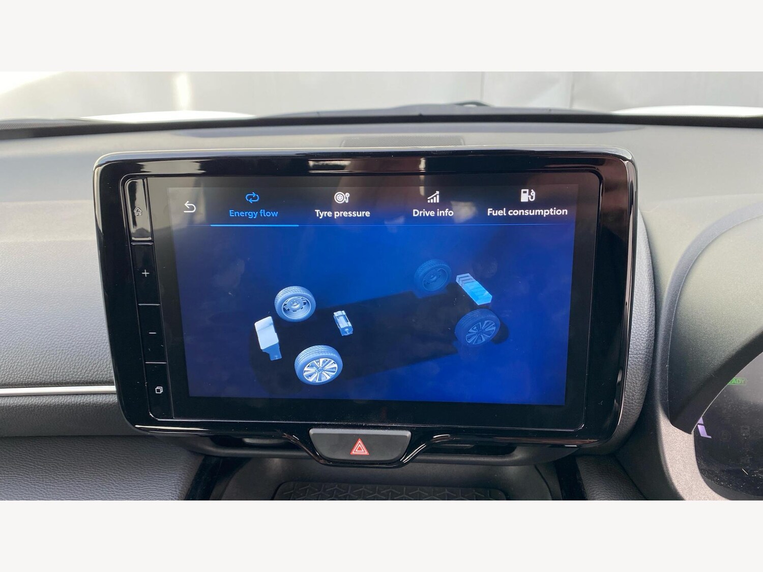 Used Toyota Yaris Cross for sale - 76913324: Photo 25