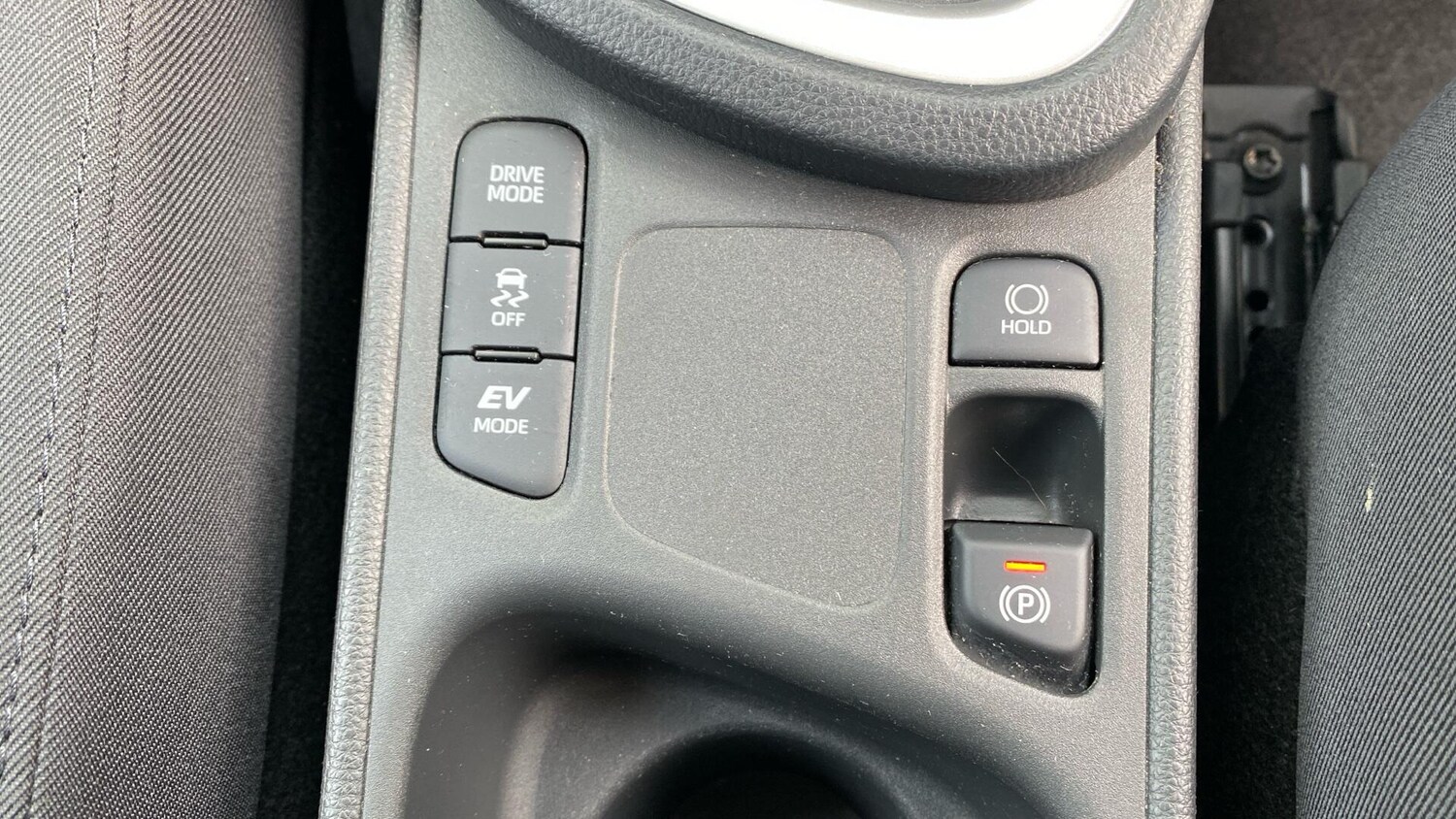 Used Toyota Yaris Cross for sale - 76913324: Photo 37