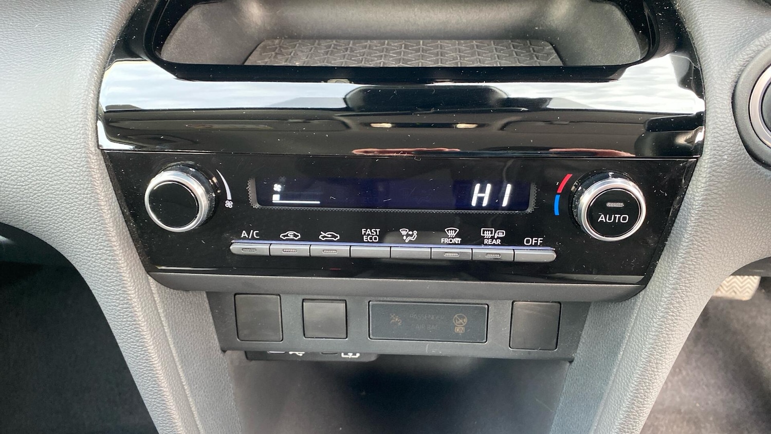 Used Toyota Yaris Cross for sale - 76913324: Photo 39