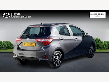 Used Toyota Yaris 2019 for sale - 75747417: Photo