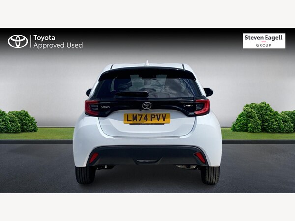 Used Toyota Yaris 2024 for sale - 75115258: Photo 21