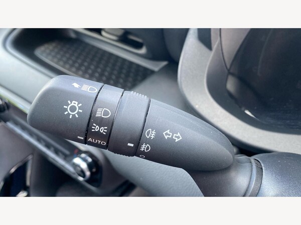 Used Toyota Yaris 2024 for sale - 75115258: Photo 31