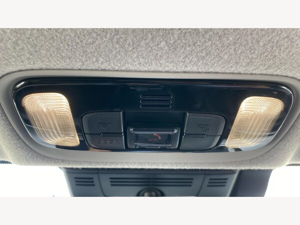 Used Toyota Yaris 2024 for sale - 75115258: Photo 32