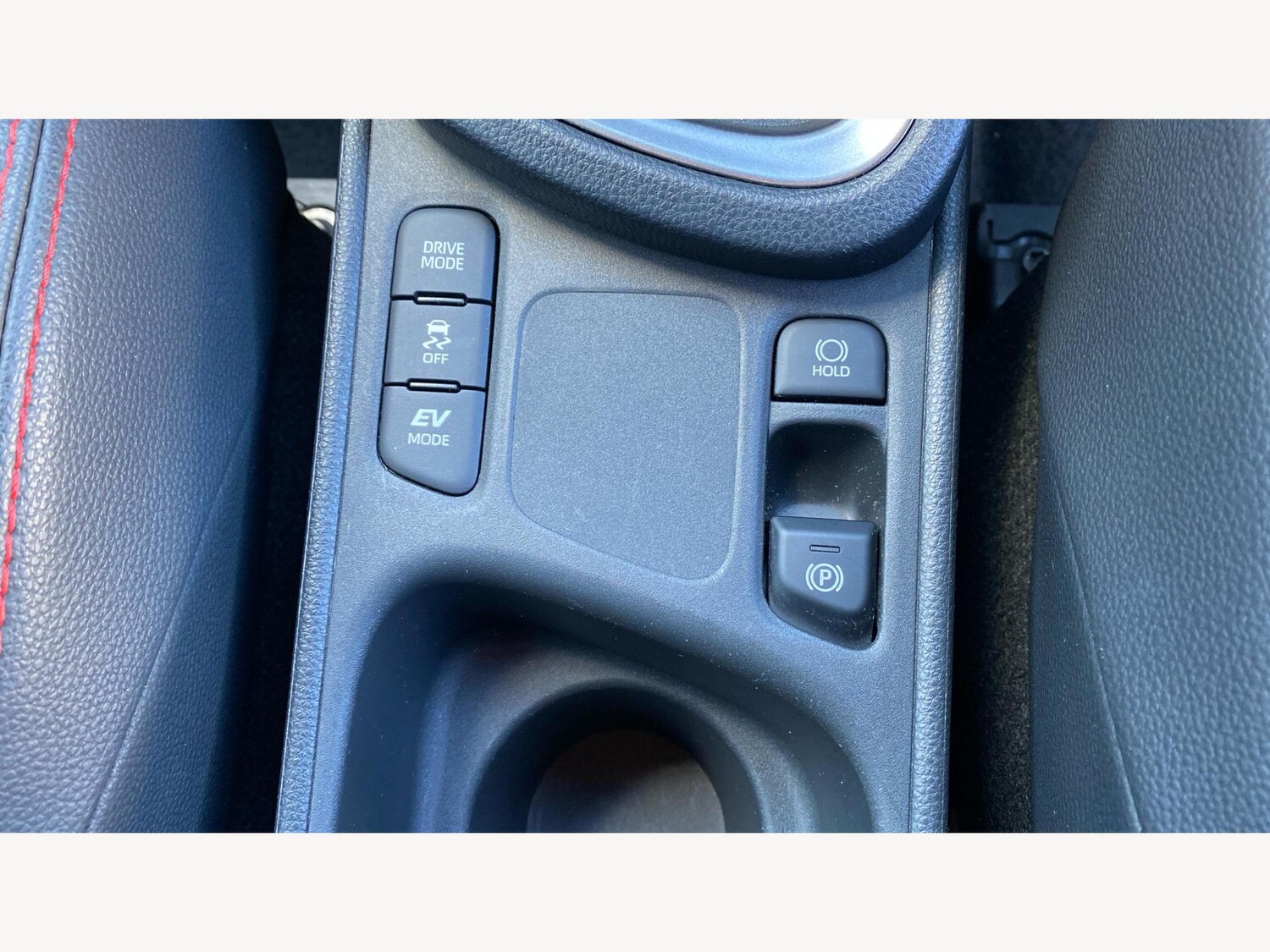Used Toyota Yaris Cross 2023 for sale - 76032741: Photo 40