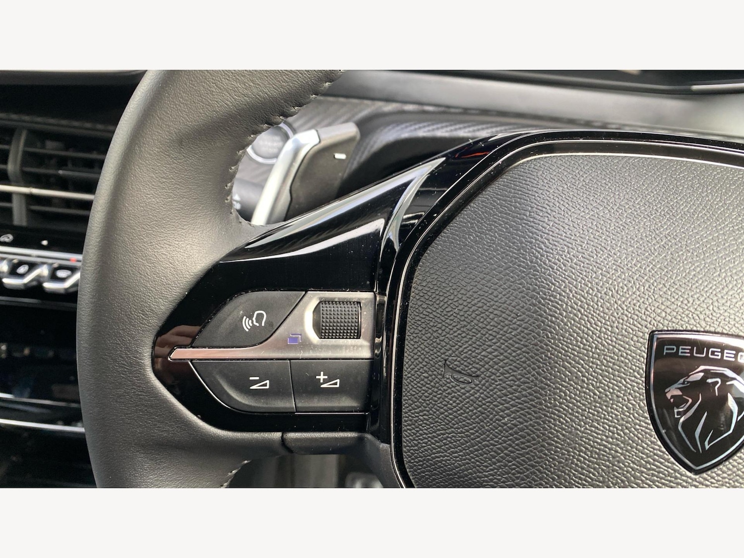 Used Peugeot 2008 2024 for sale - 77119713: Photo 30