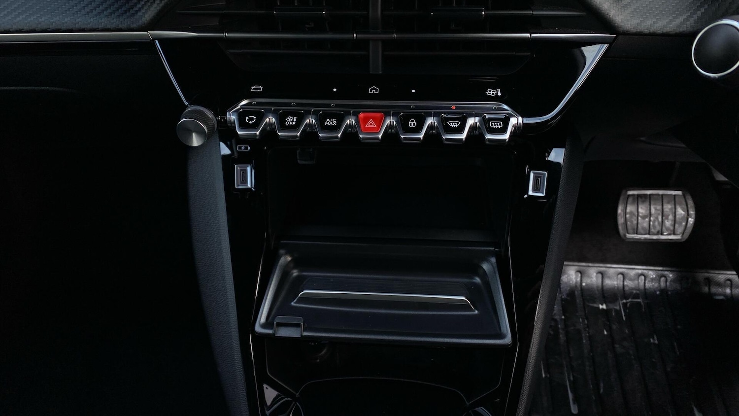 Used Peugeot 2008 2024 for sale - 77119713: Photo 41