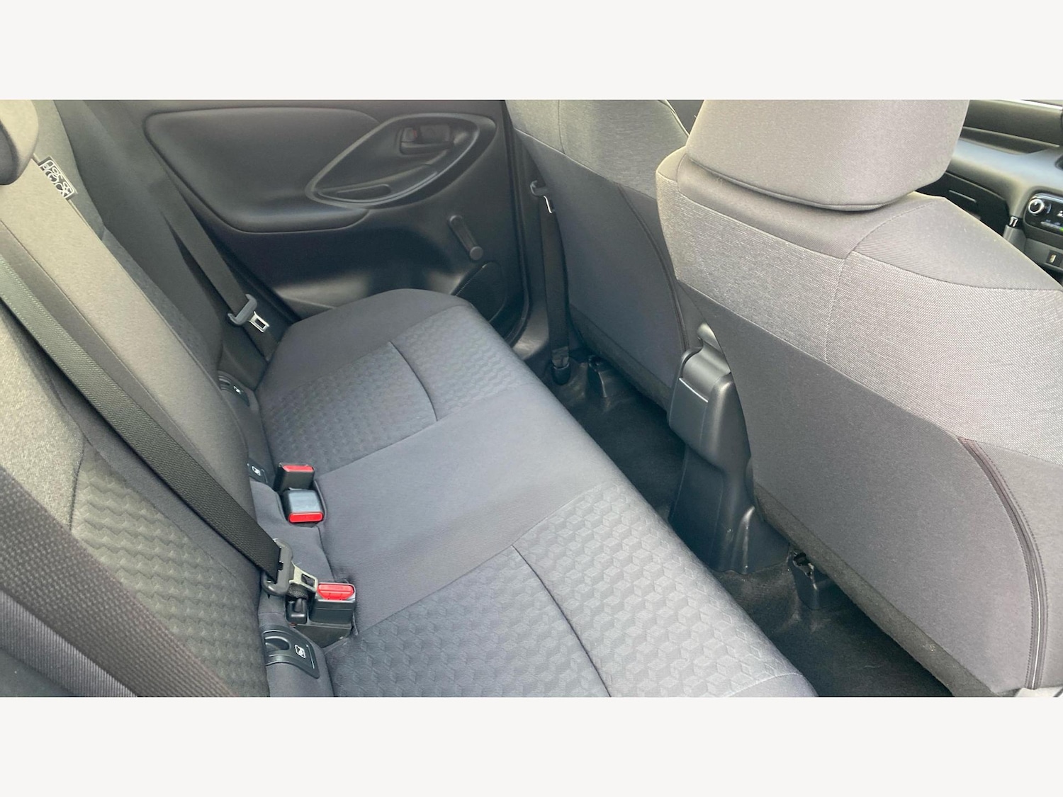 Used Toyota Yaris for sale - 77242703: Photo 14