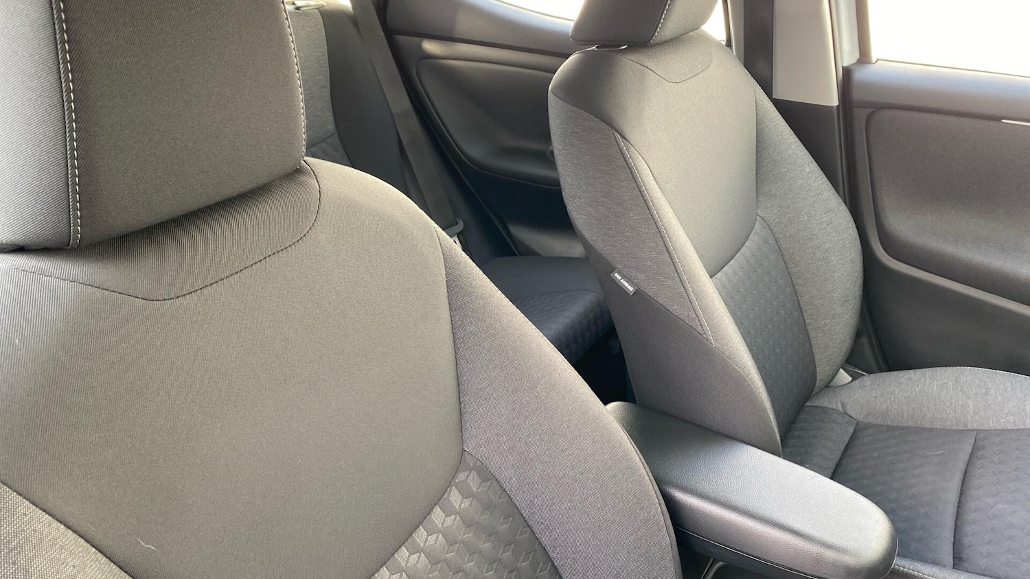 Used Toyota Yaris for sale - 77242703: Photo 34