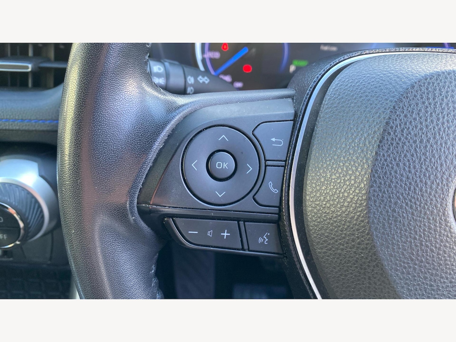 Used Toyota RAV4 2020 for sale - 77120351: Photo 29