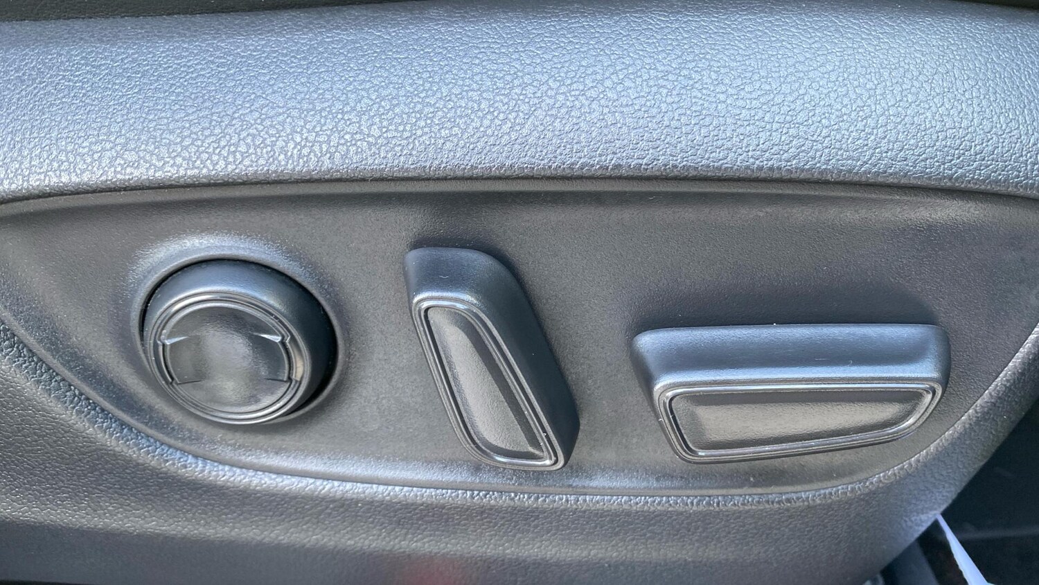 Used Toyota RAV4 2020 for sale - 77120351: Photo 37