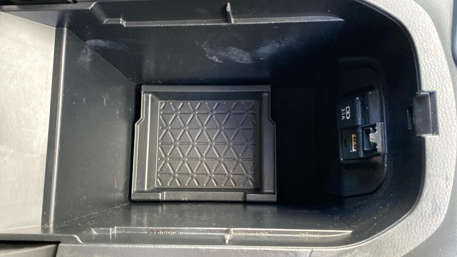 Used Toyota RAV4 2020 for sale - 77120351: Photo 41