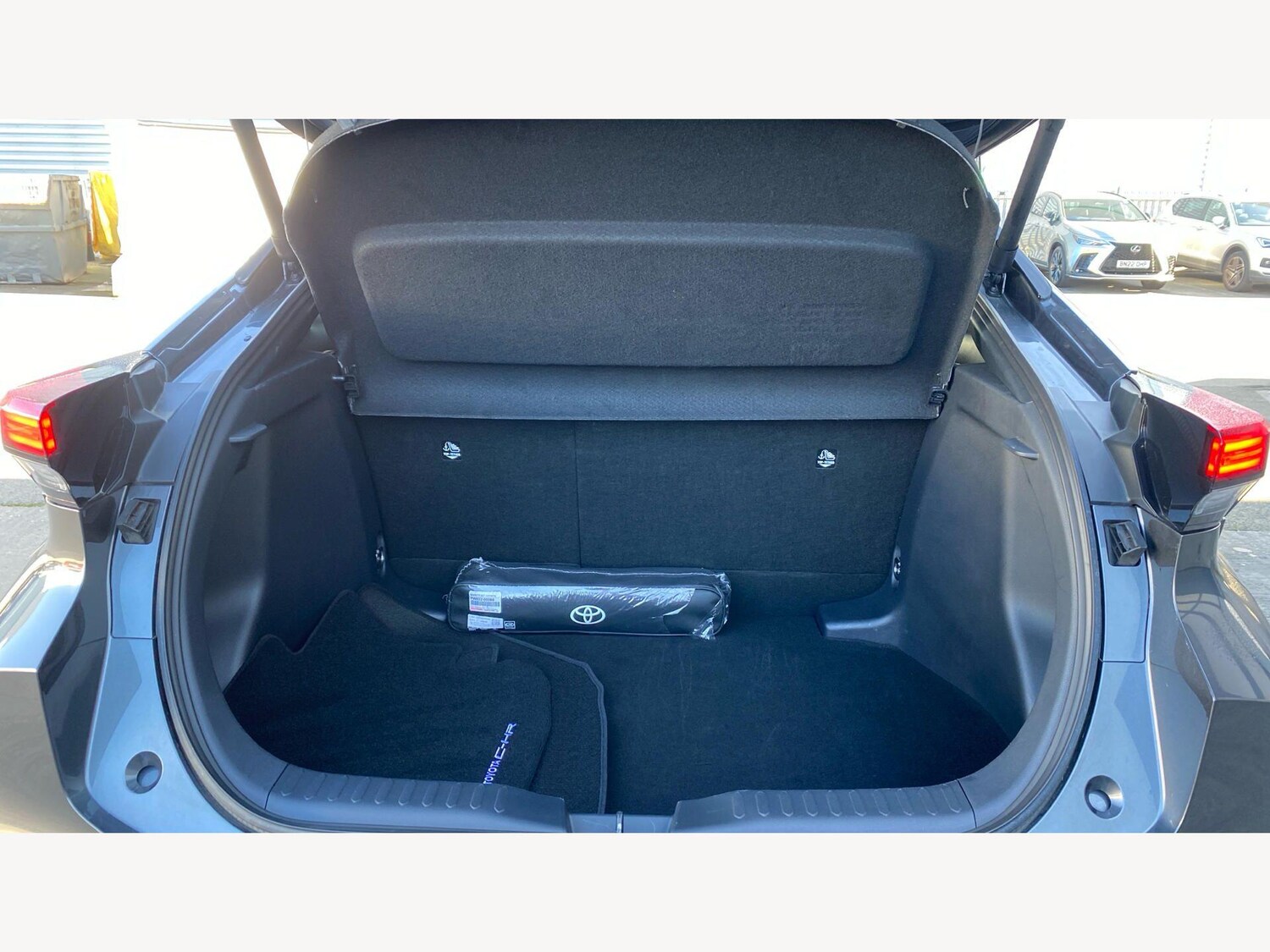 Used Toyota C-HR for sale - 77958449: Photo 16