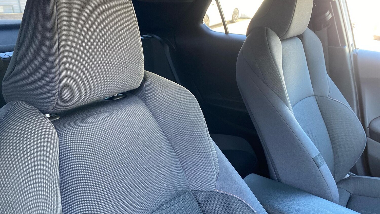 Used Toyota C-HR for sale - 77958449: Photo 39