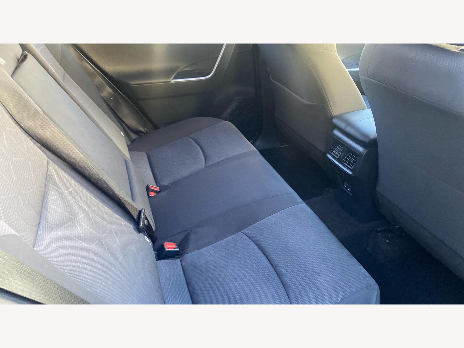 Used Toyota RAV4 for sale - 76702362: Photo 14