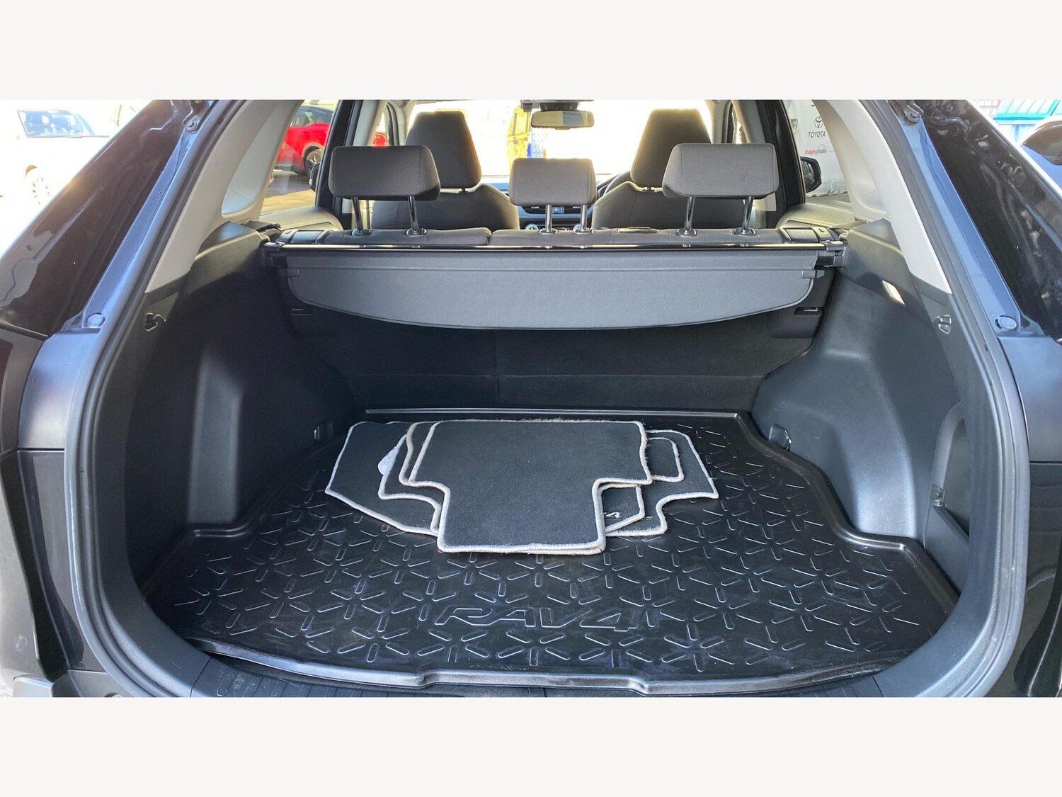 Used Toyota RAV4 for sale - 76702362: Photo 16