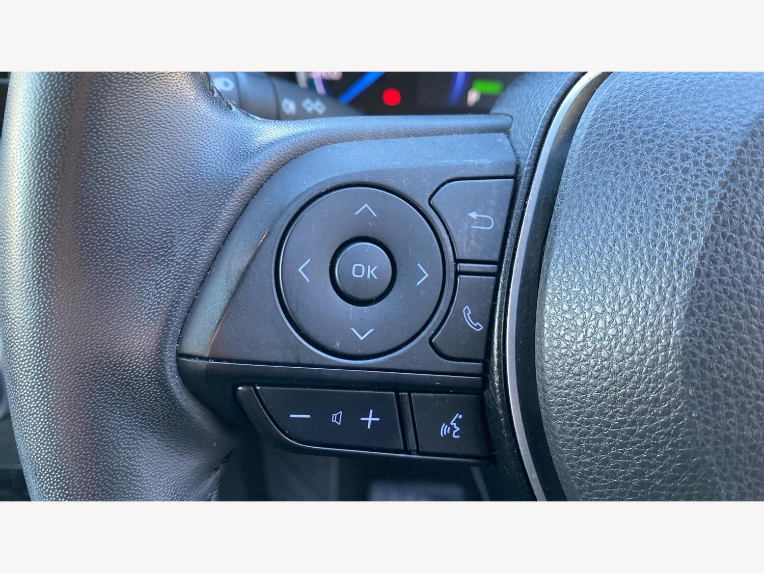 Used Toyota RAV4 for sale - 76702362: Photo 31