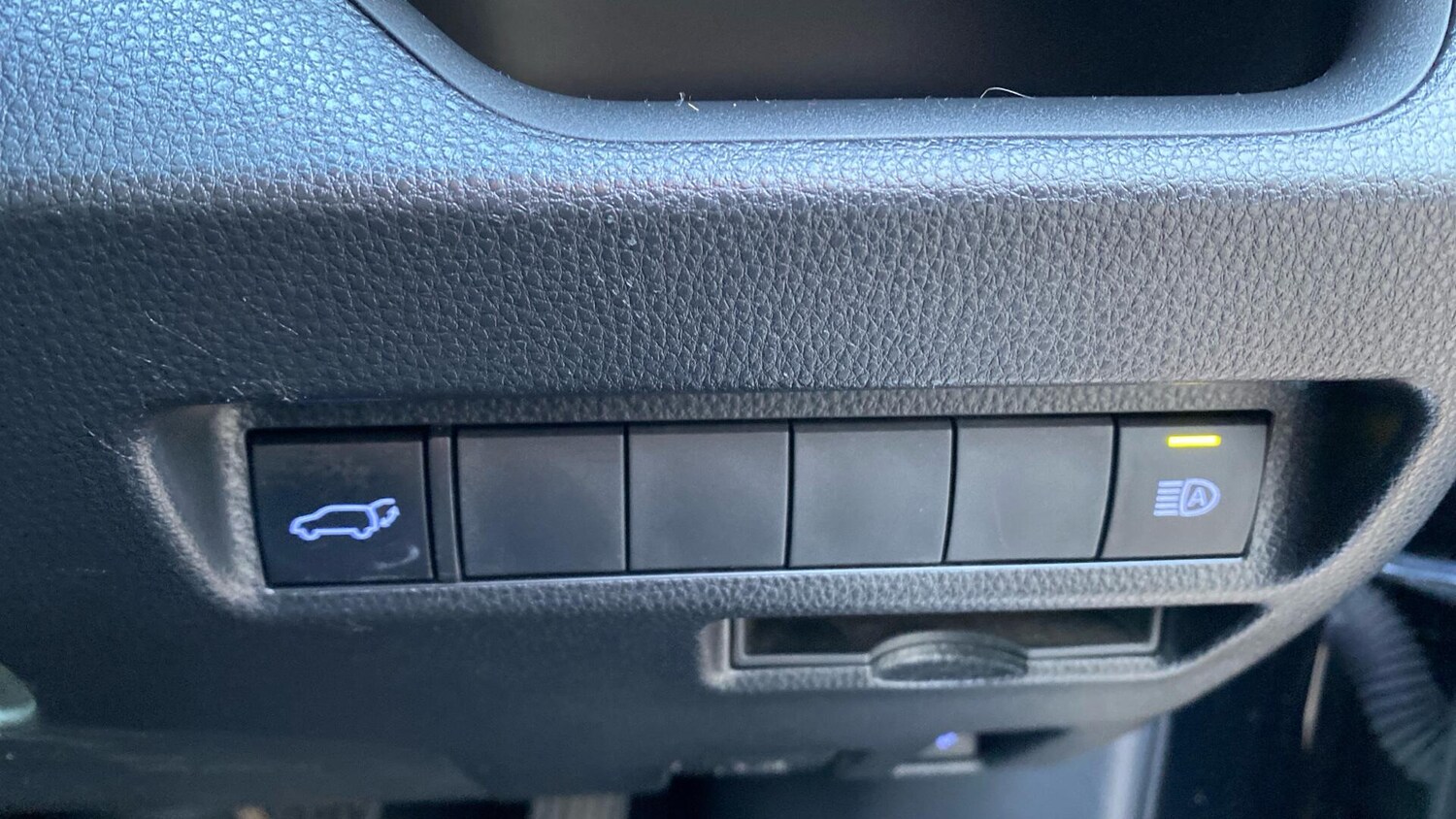 Used Toyota RAV4 for sale - 76702362: Photo 37