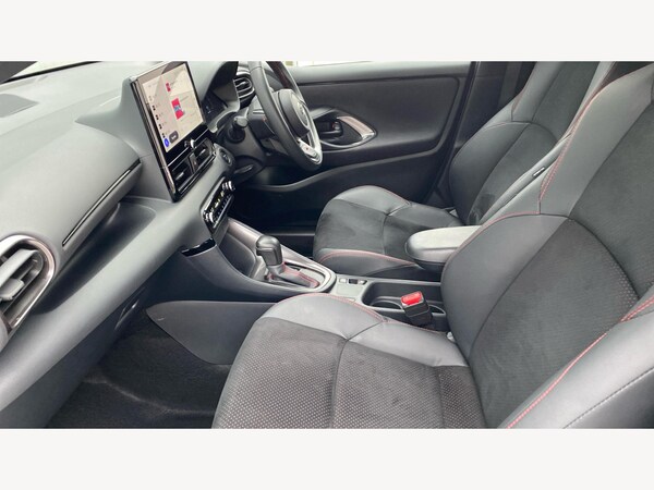 Used Toyota Yaris 2024 for sale - 76226440: Photo 12