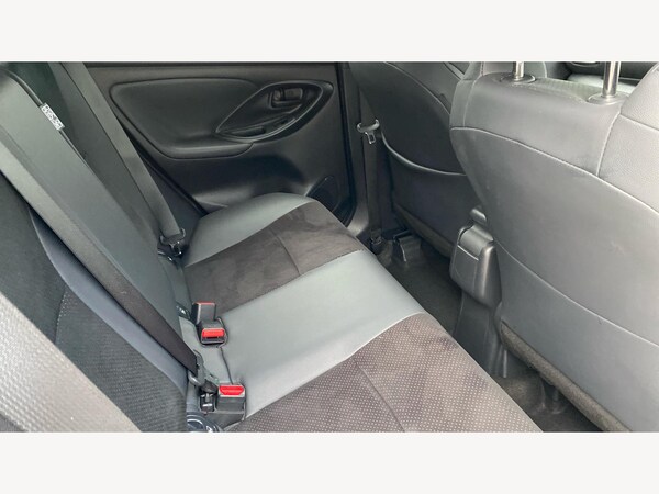 Used Toyota Yaris 2024 for sale - 76226440: Photo 14
