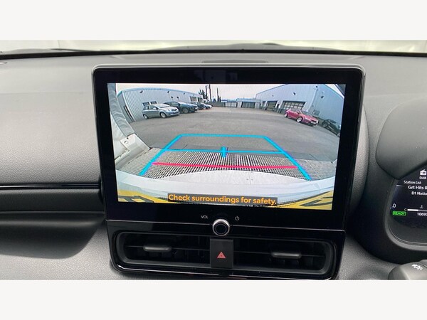Used Toyota Yaris 2024 for sale - 76226440: Photo 30