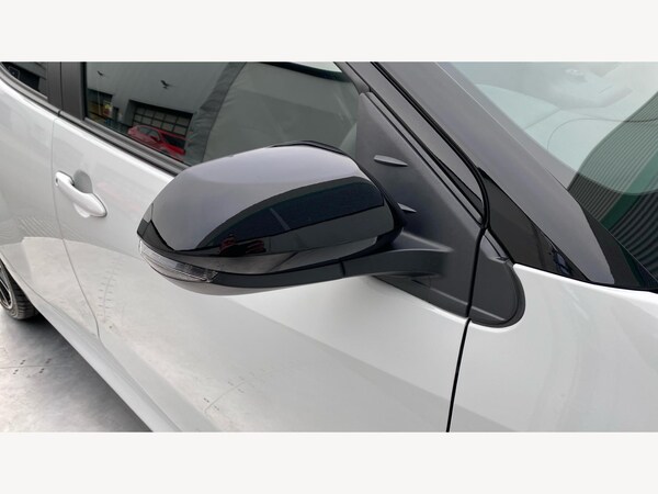 Used Toyota Yaris 2024 for sale - 76226440: Photo 35