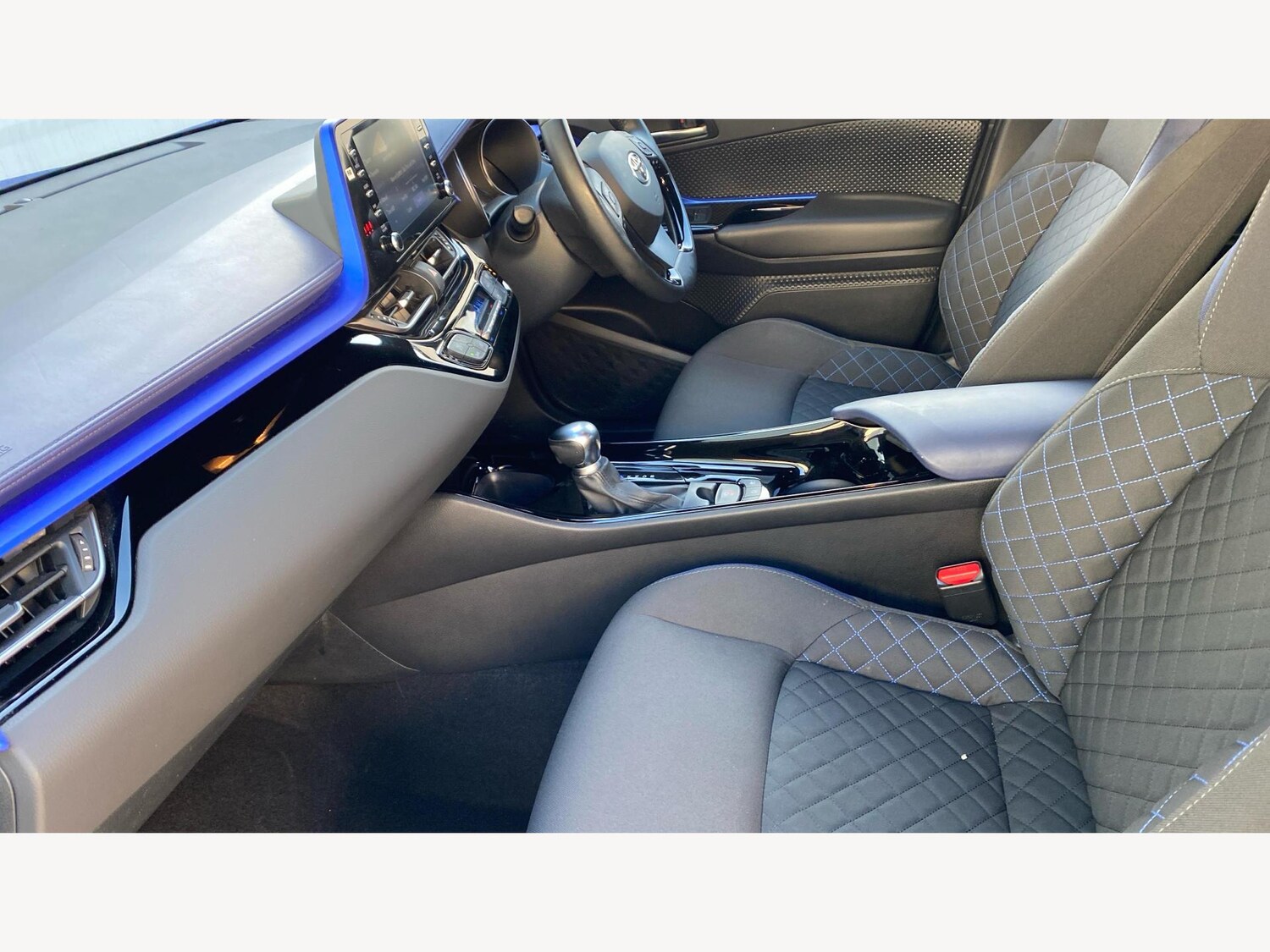 Used Toyota C-HR 2020 for sale - 77073968: Photo 12